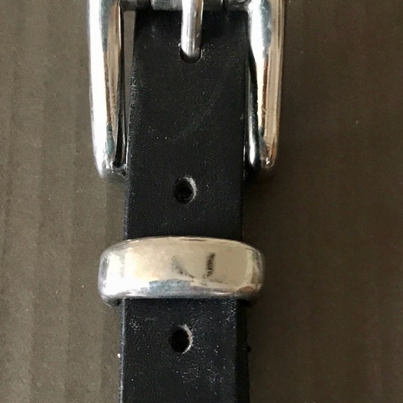 Calvin Klein leather with silver buckle belt in small - Picture 2 of 6